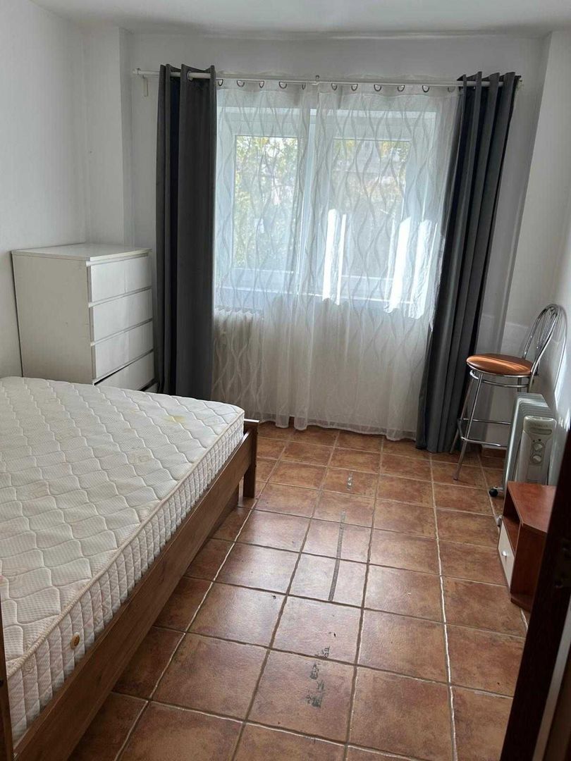 Apartament 3 camere, 2 băi, 50 m de metrou Ștefan cel Mare - Poză 3
