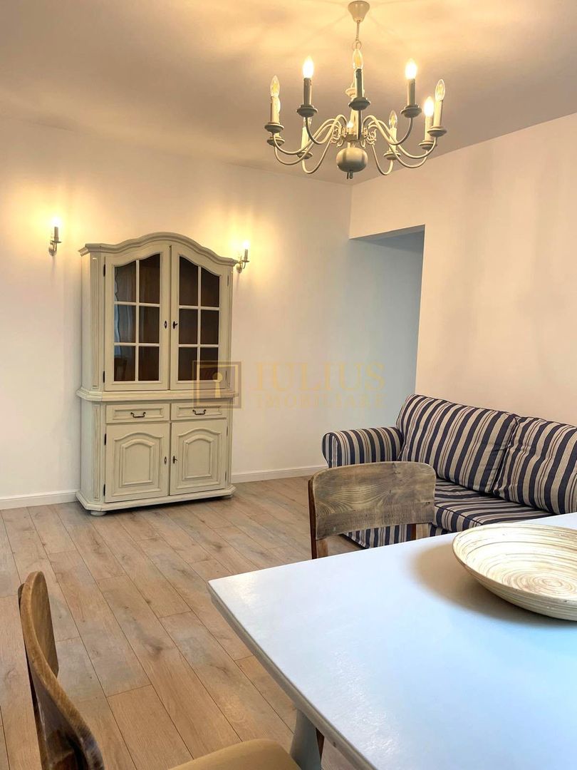 Apartament cu 3 camere, zona Cetatii - Poză 2