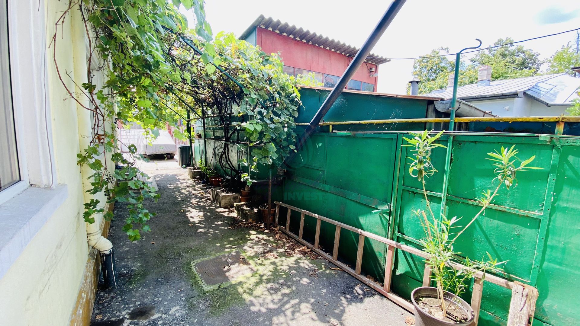 Casa singura in curte - Parcul Carol - Poză 2