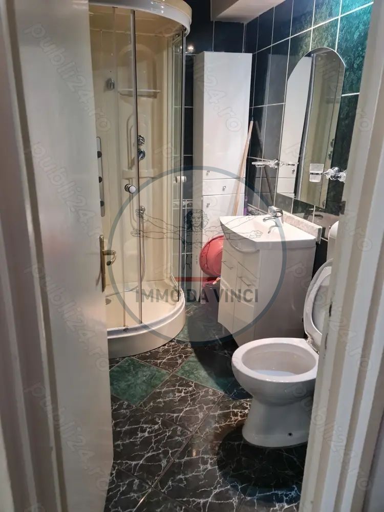 Inchiriez Apartament 3 Camere - Poză 3