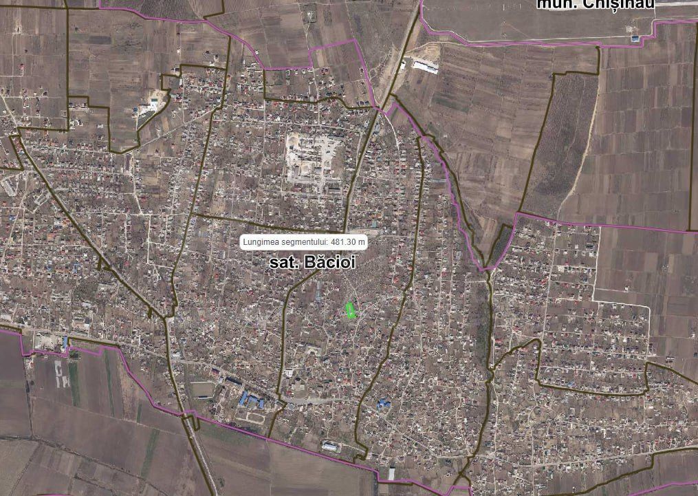 Vânzare teren 13,5 ari, strada. Salcâmilor, Băcioi - Poză 3