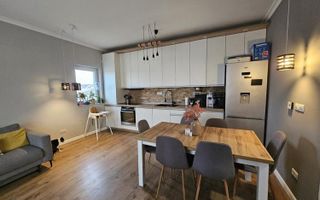 Apartament  Dumbrăvița 4 camere cu scara interioara - Poză 4