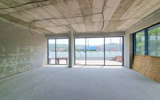 Cladire comerciala situata la drum intens circulat, 1365 mp utili + 20 parcari - Poză 20