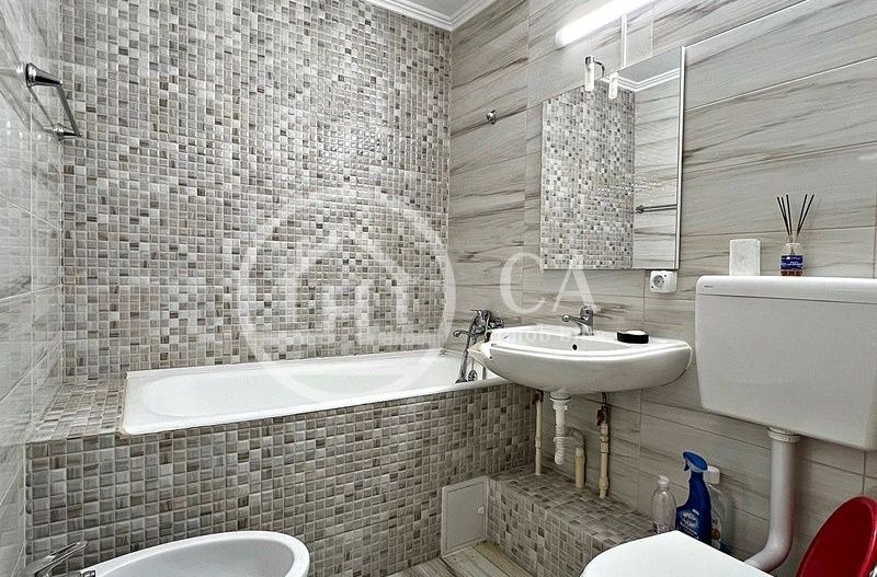 Apartament PB de vânzare cu 3 camere în zona Ioșia, Oradea - Poză 8