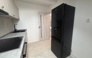 Mobilat si utilat. Disponibil imediat.  Bucatarie inchisa