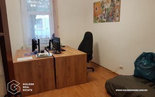 Casa mare, cu 4 apartamente a cate 1, 2, 3 și 4 camere fiecare - Poză 32