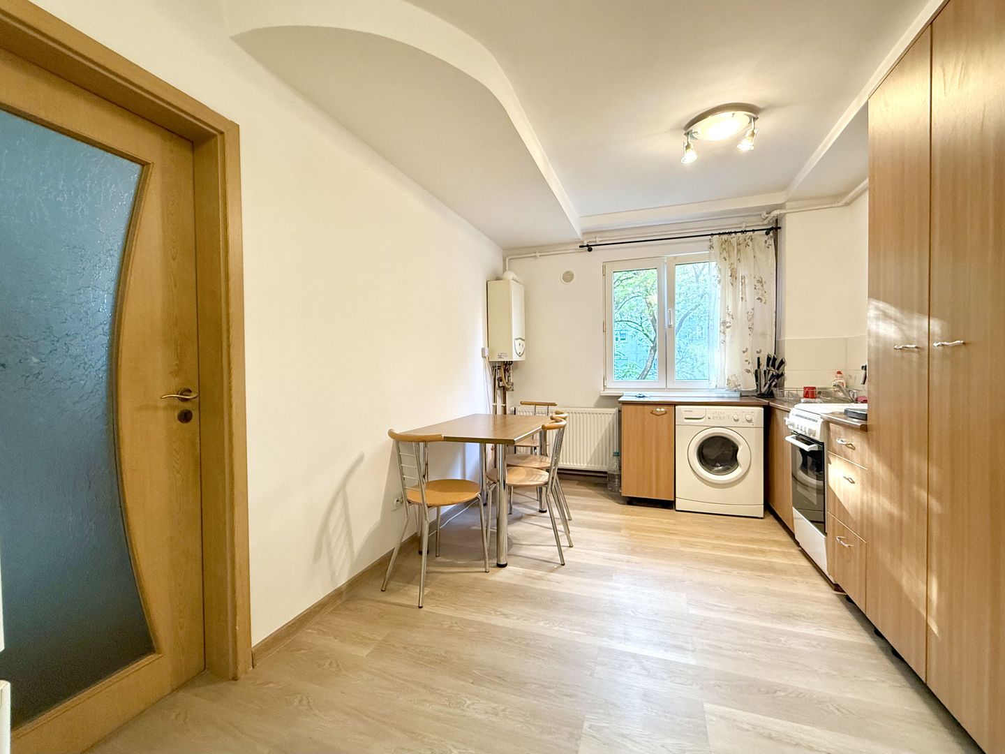 Apartament cu 2 camere în zona Gheorghe Lazăr - Poză 14