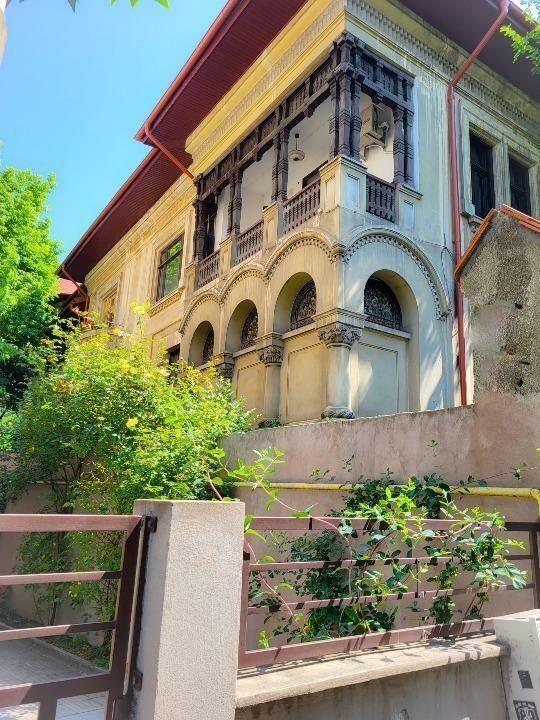 Apartament de inchiriat in vila | Bd Dacia - Piata Spaniei | 155 mp - Poză 1