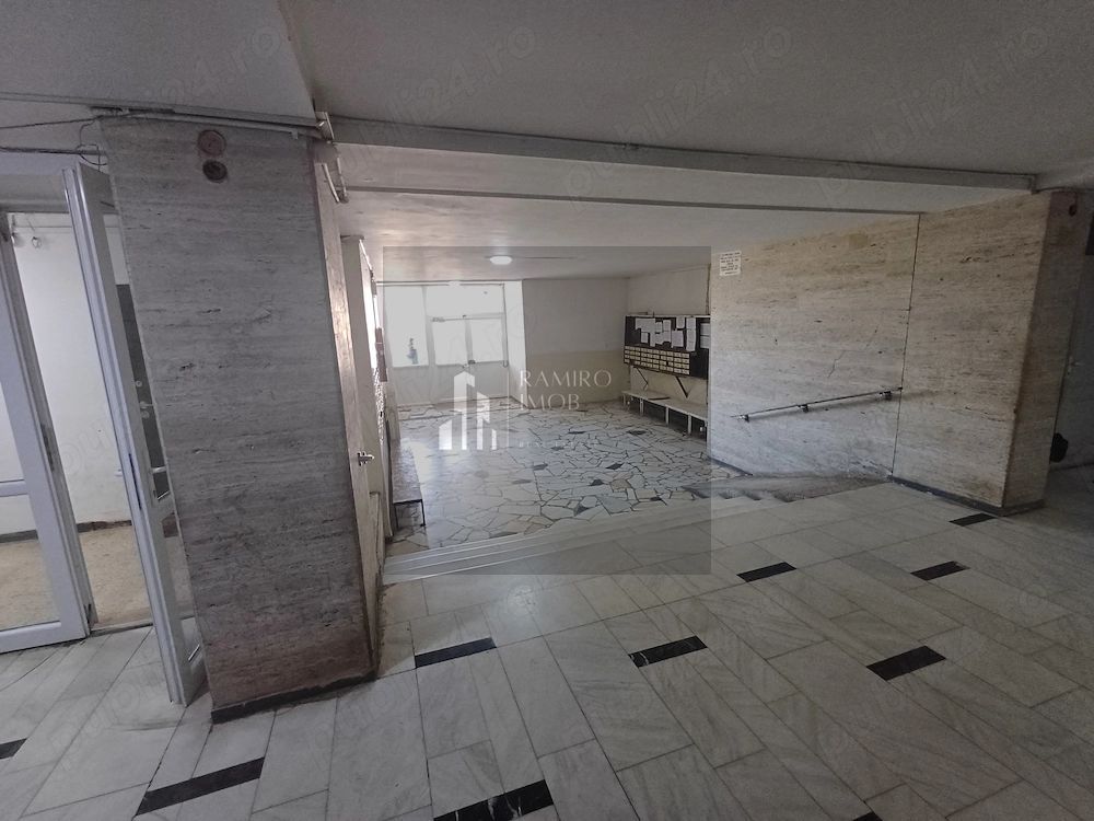 Garsoniera Etaj 3 - Metrou Aparatorii Patriei la 10 Minute - Poză 8