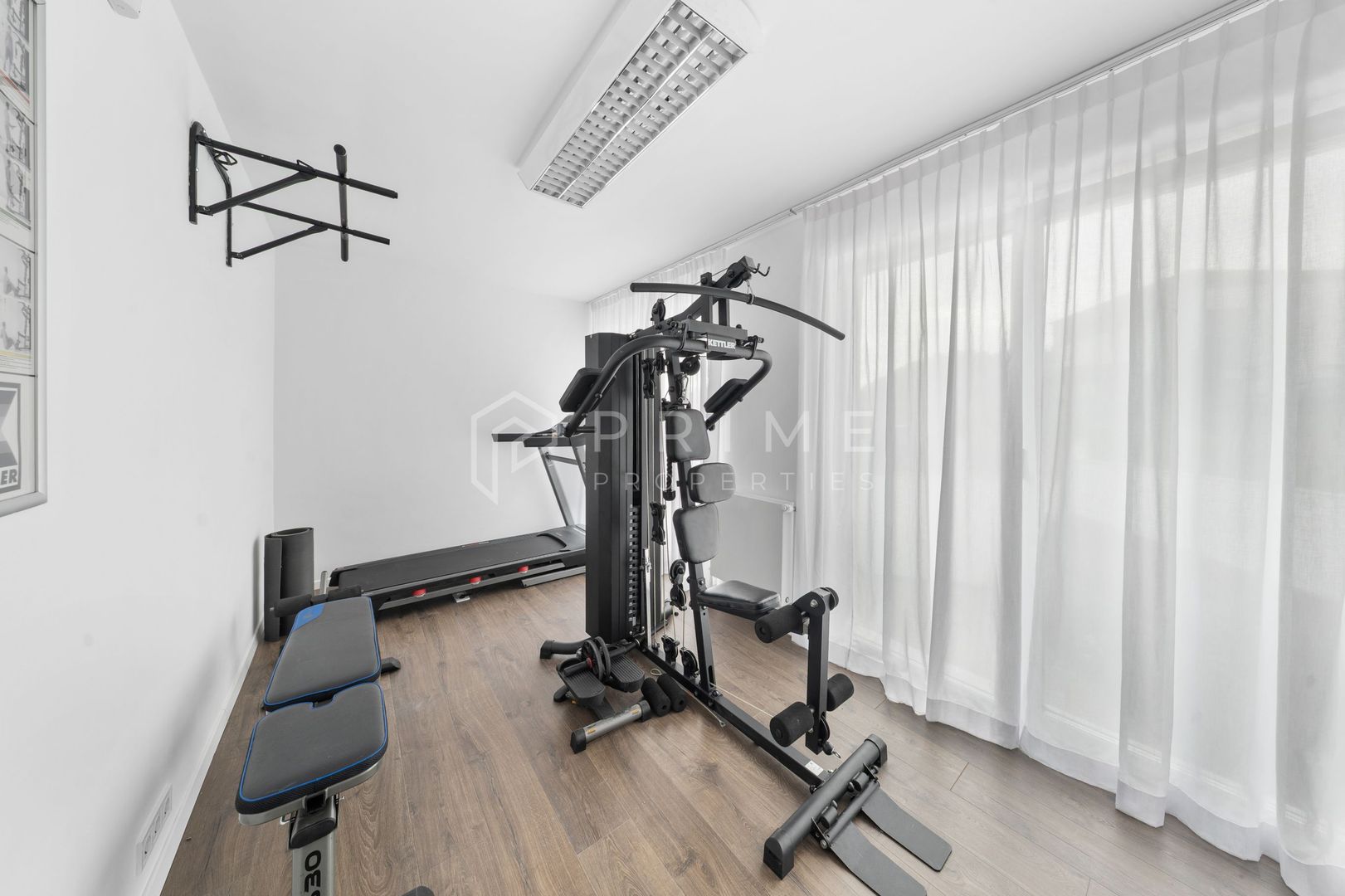 Vilă exclusivistă cu arhitectură și mobilier de designer I Livezeni - Poză 19