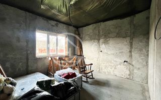 Casa de vanzare cu 3 camere in Girisu de Cris, Bihor - Poză 9