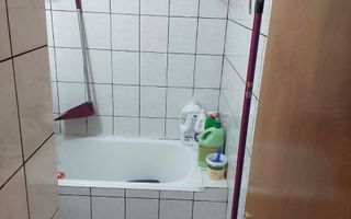 VANZARE 3 CAMERE | ETAJ 5/8 | MOBILAT & UTILAT | 68 MP | ZONA TEIUL DOAMNEI - Poză 6