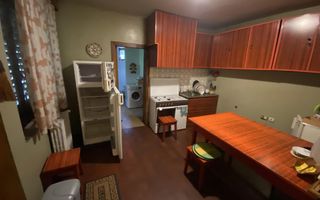 VILA 5 CAMERE, TEREN 1500 MP, CENTRAL CAMPULUNG - Poză 4