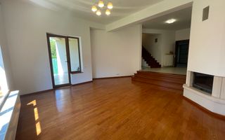 VILA CU 5 DORMITOARE IN COMPLEX REZIDENTIAL - Poză 2