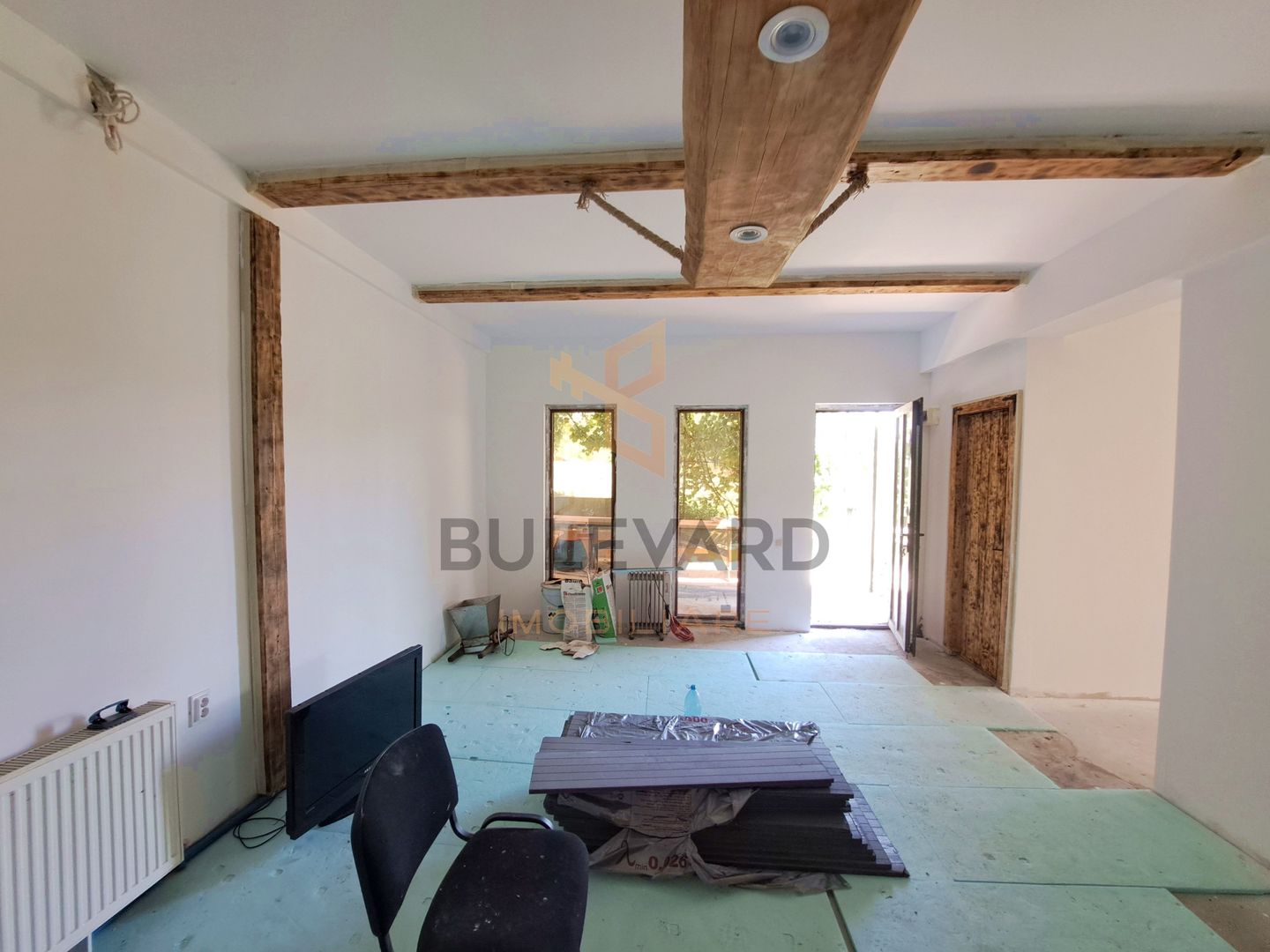 Casa cu teren de 4700 mp in Sat Zimbor, 45 km de Cluj-Napoca - Poză 8