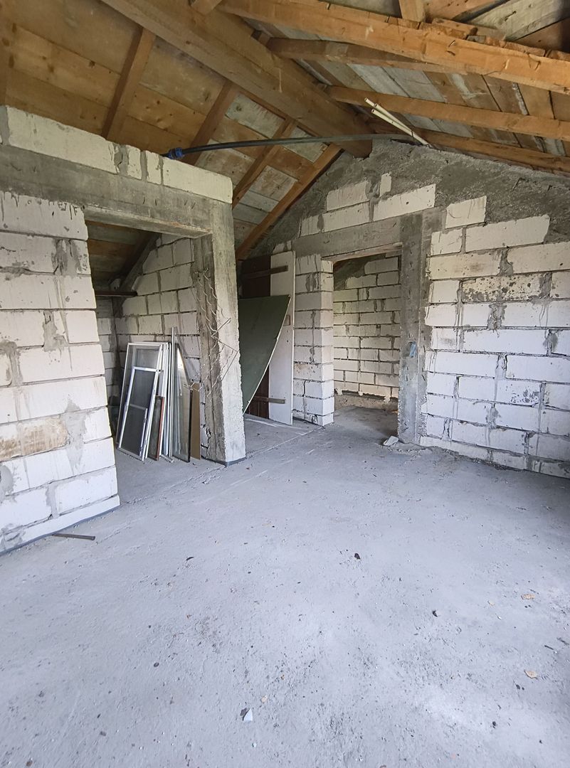 Casa P+M Com Vidra - Poză 17