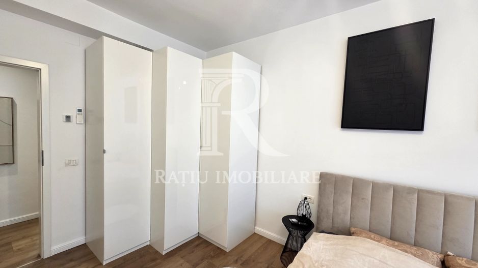 Apartament cu 3 camere | Etaj 1 | Ultracentral |  Oradea - Poză 10