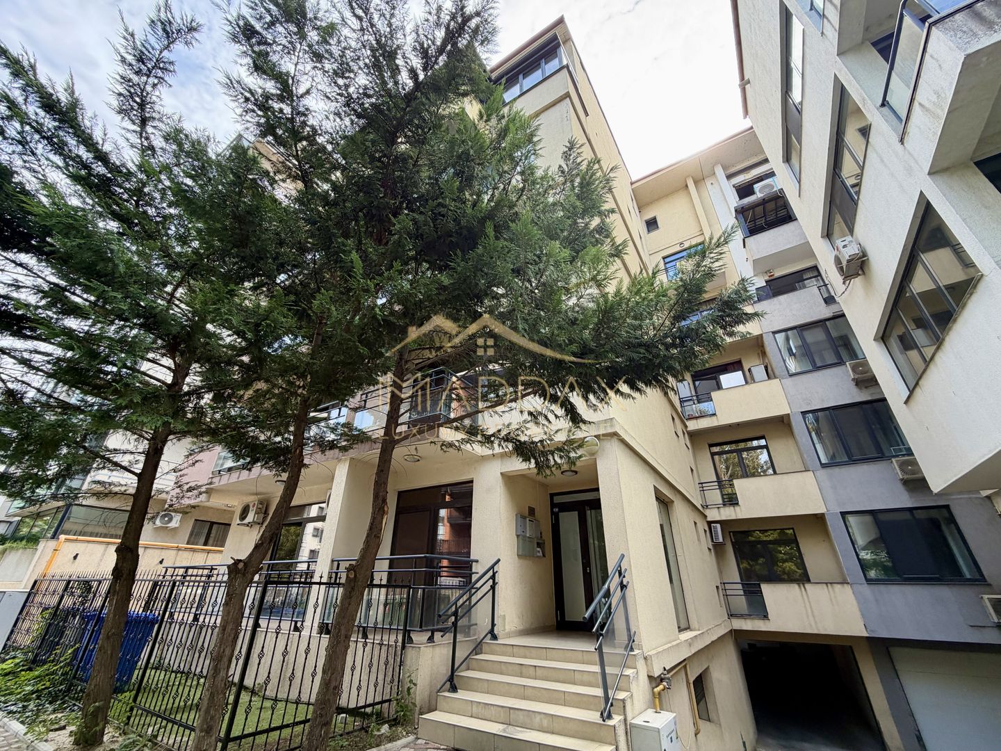 Duplex 4 camere // 179 mp utili + terasa 49 mp / 1 Parcare // Floreasca - Poză 57