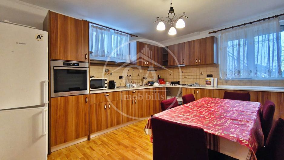 Casa de închiriat cu 6 camere în Cartierul Oncea, Oradea - Poză 9