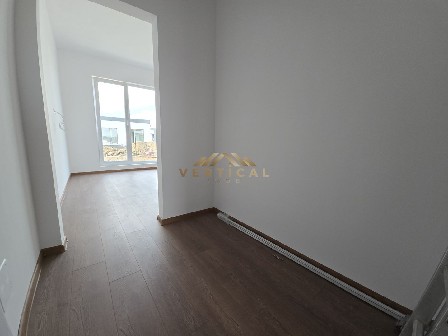 Casa perfecta | 4 Camere | 415mp | Berceni - Poză 3