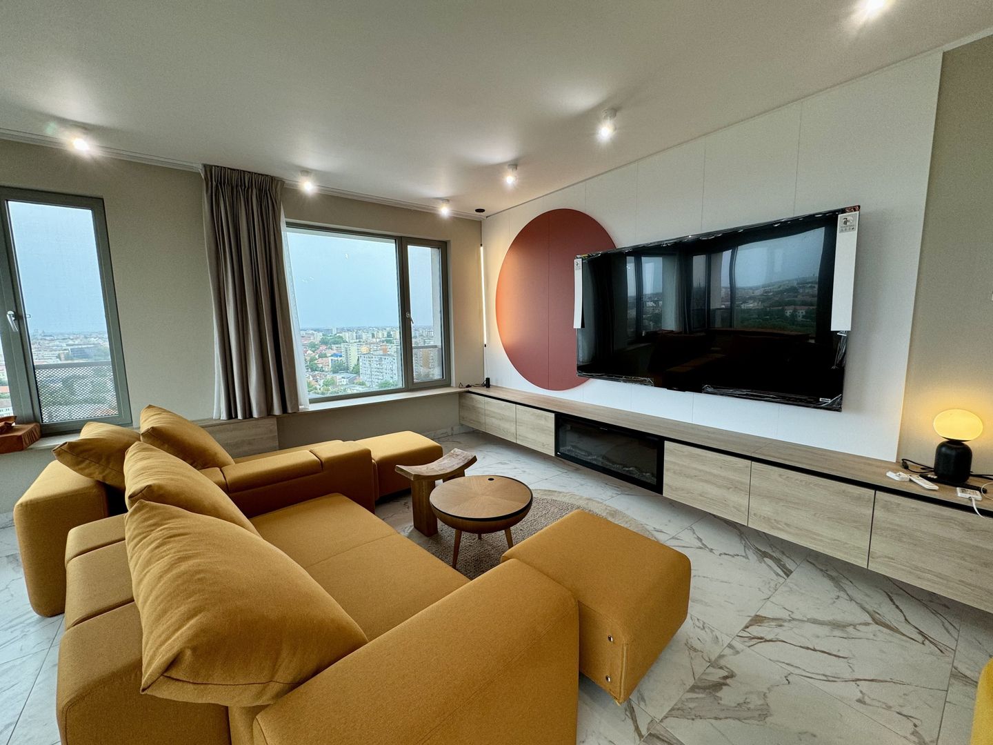 Apartament  la Isho cu vedere panoramica asupra orașului - Poză 1