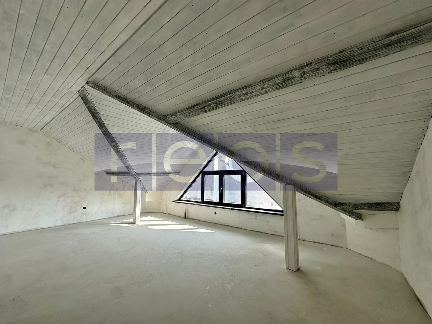 Vila 4 camere | Curte |  Zona Barbu Vacarescu  | Loc de parcare | - Poză 26