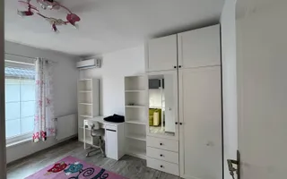 Vând casă lângă lacul Crevedia, complet mobilată și utilată, plus magazie - Poză 13