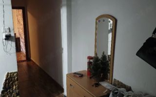 BRASADAS vinde ap 2 cam etaj 1/4 14 Mai. - Poză 1