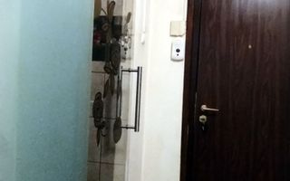 Vanzare apartament 3 camere in Titan- Aleea Giurgeni - Poză 12