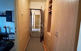 Apartament cu 3 camere de vanzare in zona Rogerius, Oradea - Poză 7