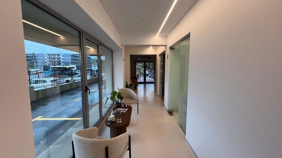 Spațiu comercial de vânzare – 247 mp utili, împărțiți în 2 unități - Poză 6