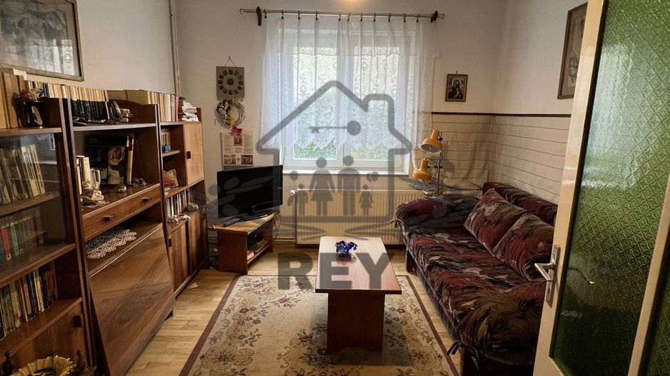 Casă de închiriat în Cisnădie zona Str. Teilor/se acceptă muncitori - Poză 13