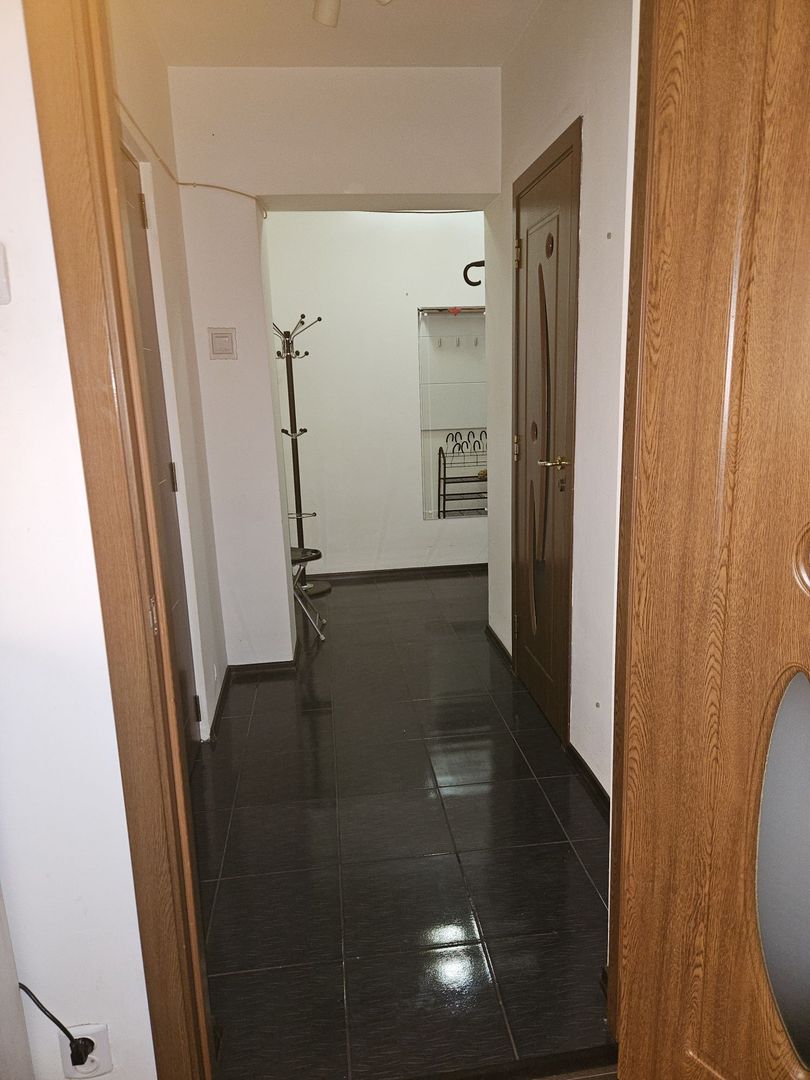 Vanzare apartament 2 camere in Titan, langa scoala Mexic - Poză 1