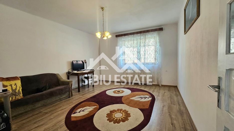 Casa Sibiu central 5 camere, 4 bai - Poză 10