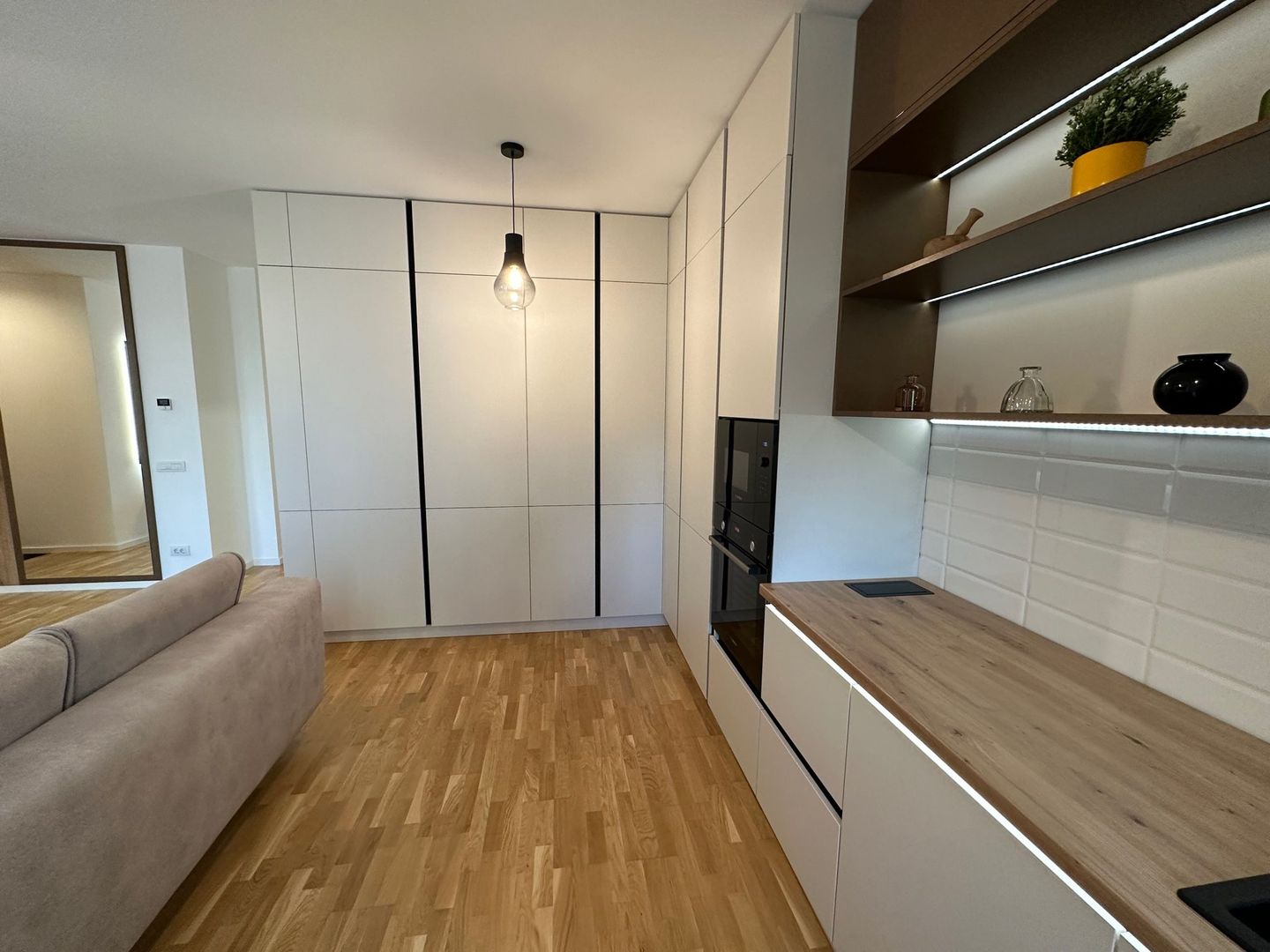 Apartament la ISHO cu loc de parcare și boxa - Poză 14