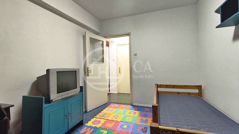 Apartament de închiriat cu 3 camere in zona Rogerius, Oradea - Poză 7