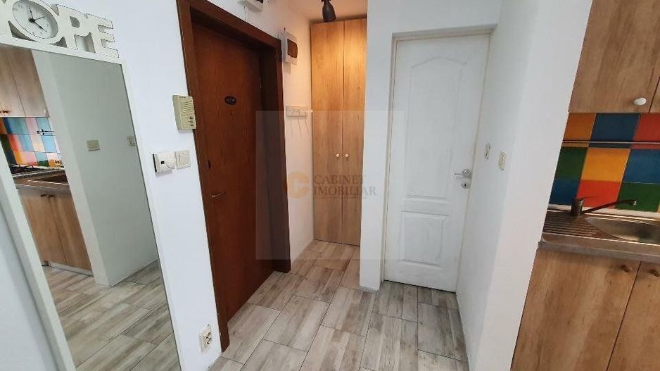Garsonieră 40mp | Mobilată complet | Bloc cu lift | Bulevardul Decebal - Poză 6