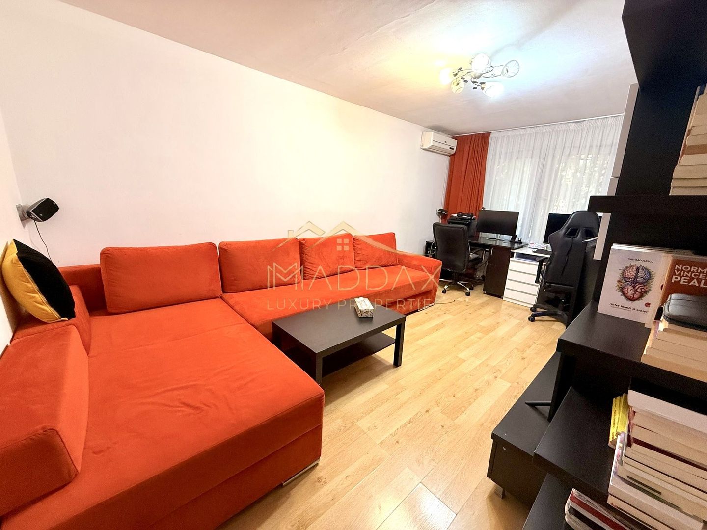 Apartament de vanzare 3 camere // McDonald's Dristor //lângă metrou//centrala - Poză 2