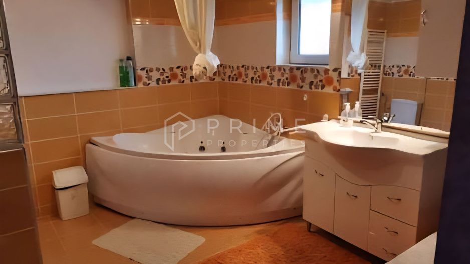 Casă individuală 310mp utili, 8 camere, piscină - Poză 11