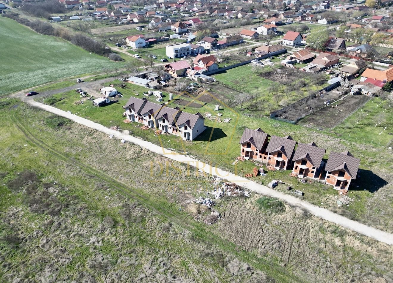 Parcele teren intravilan duplex/ case insiruite 771mp | Covaci - Poză 4