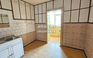 Apartament cu 2 camere, etaj 4, zona TRAIAN; - Poză 4