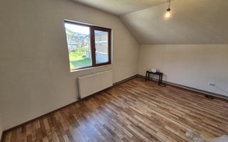 Vila Cornu-Prahova complet mobilata/utilata '' 350 mp + teren 500 mp'' - Poză 17