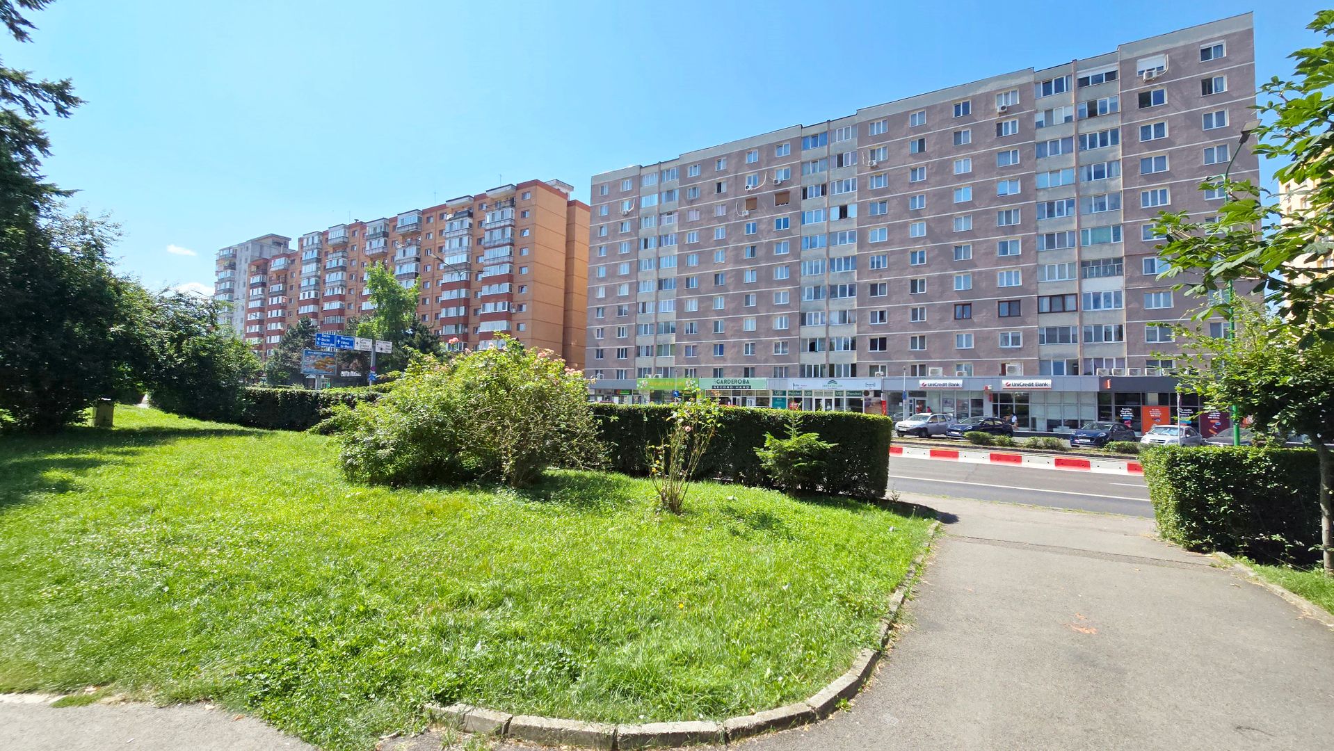 Apartament 3 camere zona Astra - Poză 1