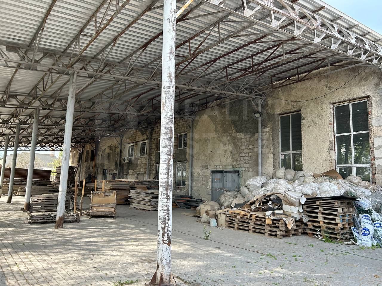Vânzare, spațiu comercial, 1850 mp + 1,46 ha, str. Ion Neculce, Bălți - Poză 3