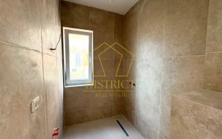 Duplex spațios cu 4 camere si debara |  Mosnita Noua | Sala de Sport - Poză 11