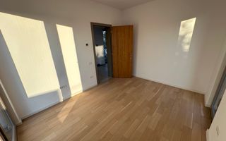 Casa cu 5 camere - Dumbarvita - Poză 13