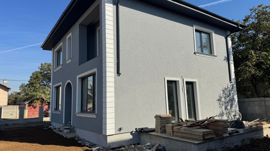 Vila Tunari CENTRAL, 140m2 si curte mare - Poză 6
