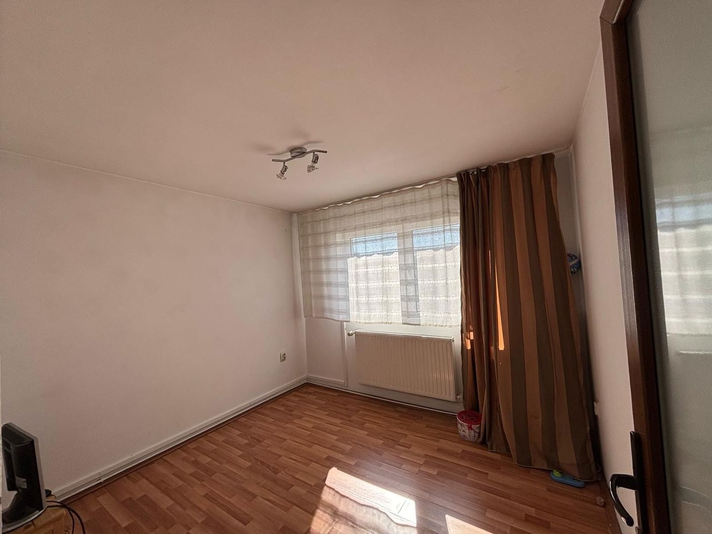 Sagului | 3 Camere | Decomandat | Garaj | Centrala Proprie. - Poză 6