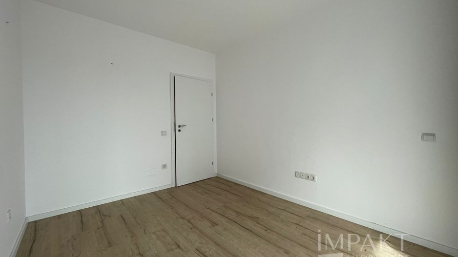 Apartament 3 camere, 60 mp, zona Bulgaria, luminos si spatios - Poză 6