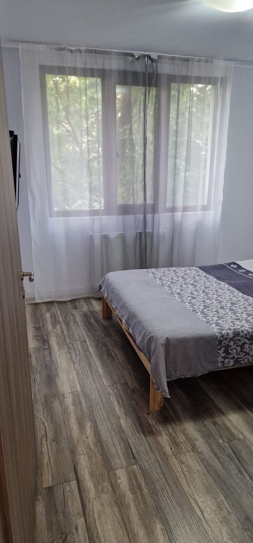 Apartament minunat de vanzare, 3 camere, Valea Ialomitei - Poză 10